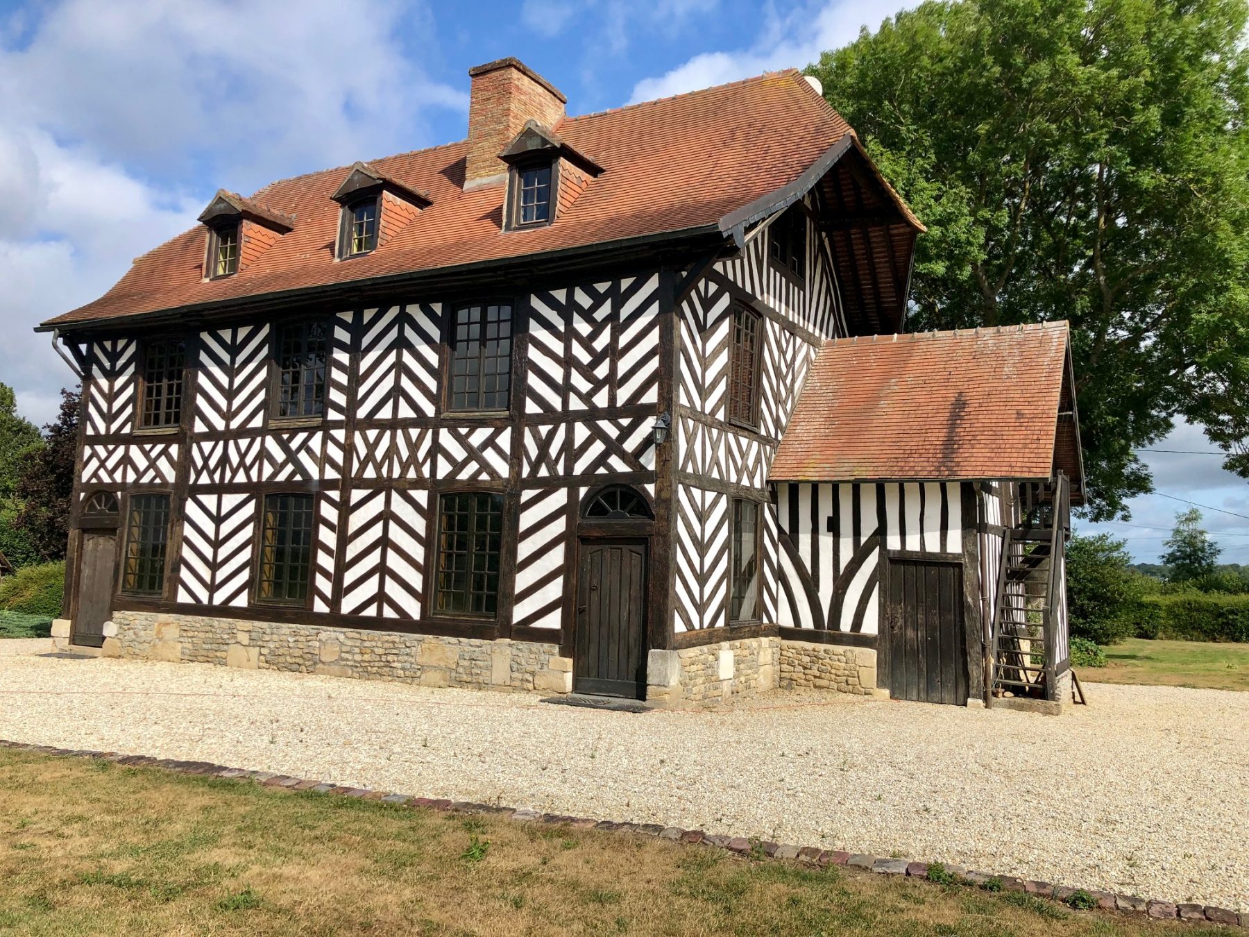 MANOIR DU XVIII A PROXIMITE DE DEAUVILLE Winstone & Associés